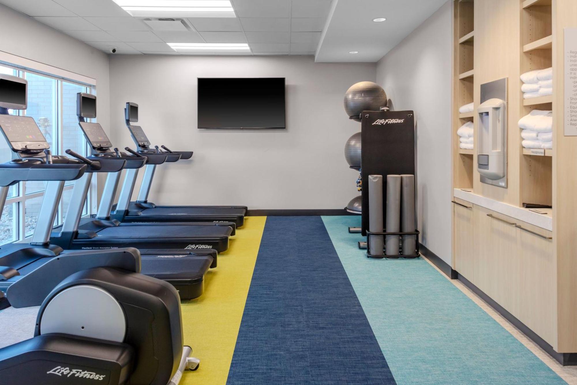 Towneplace Suites By Marriott Chesterfield Exteriér fotografie